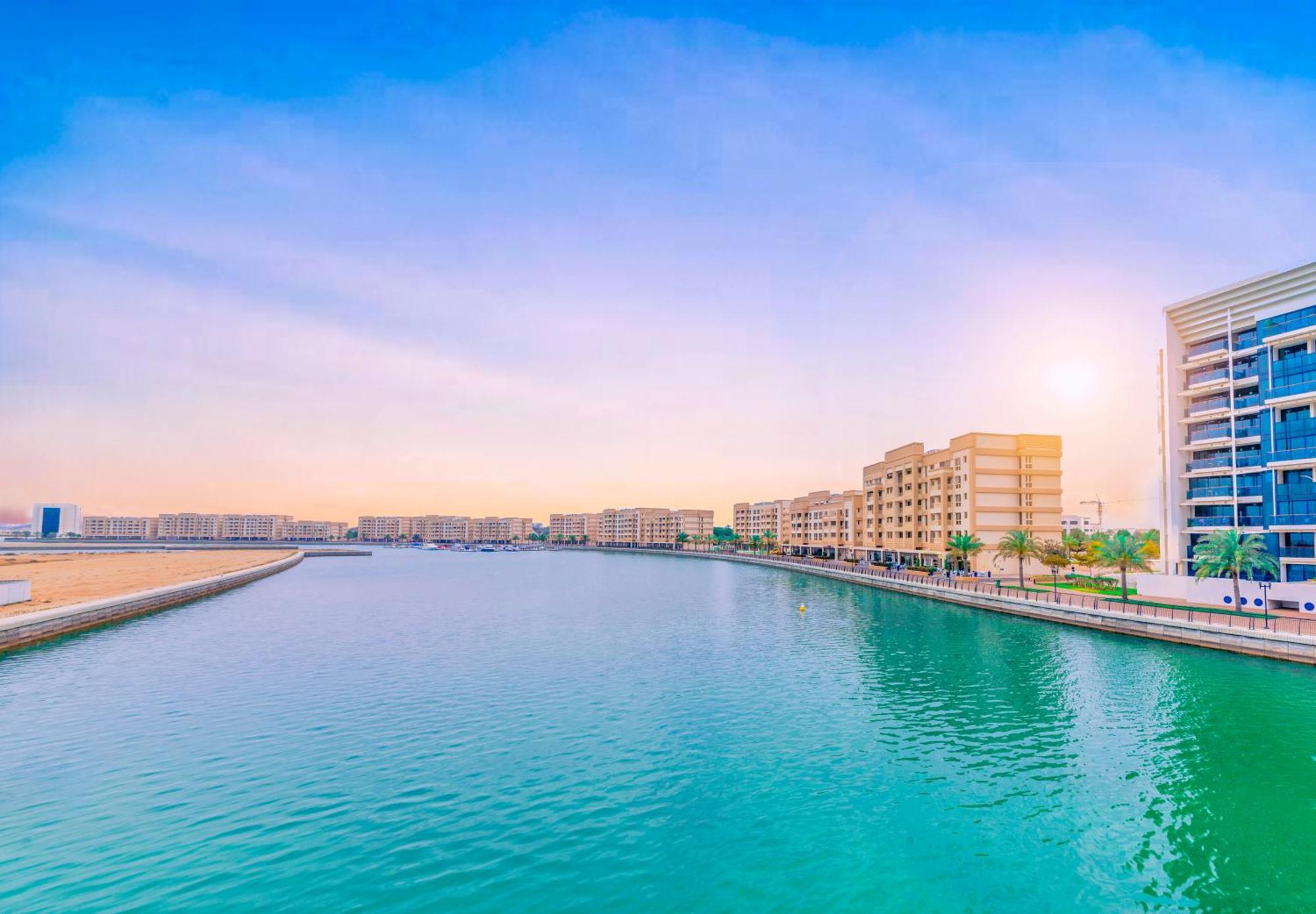 Apartment Water Surrounded Beautiful 2br *