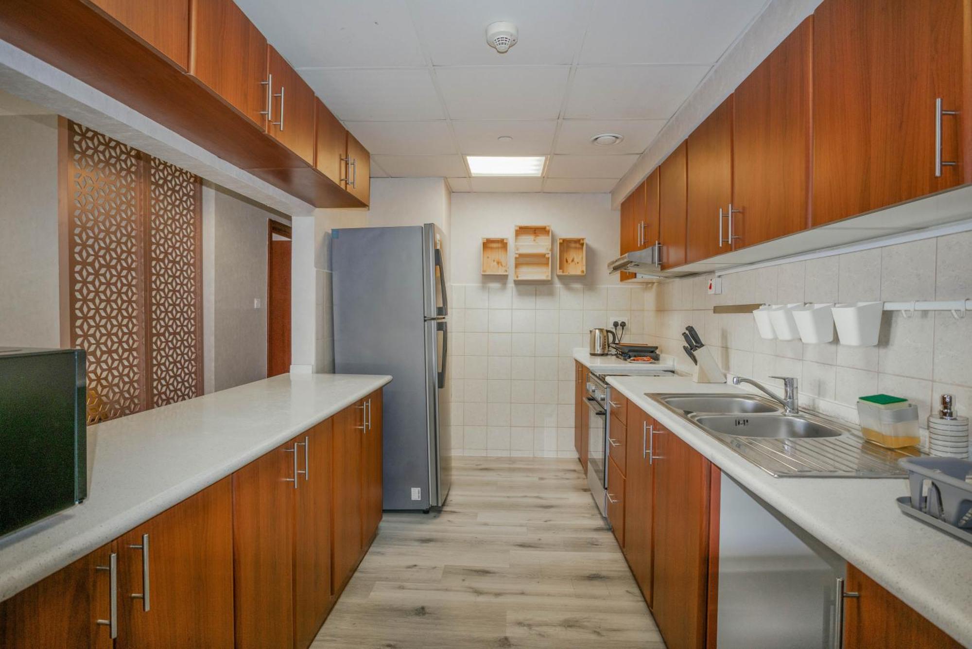Water Surrounded Beautiful 2br Apartment